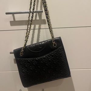 Beautiful quilted Tory Burch black bag!